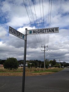 Sign howler rectified