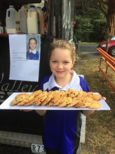 Cookie child goes extra mile