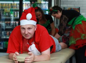 Santa sheds hair for a cause
