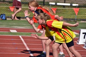 Sun shines as championships begin