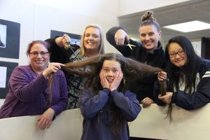 Hannah fronts the shave
