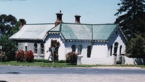 Early banks in Yarra Glen