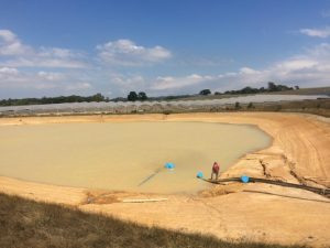 Calls for major parties to back water pipeline