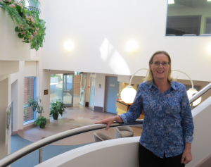 Calls to open vacant hospital