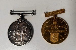 Search for owners of war medals