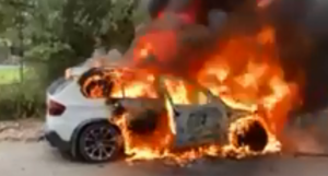 Lucky driver escapes car before it sets alight