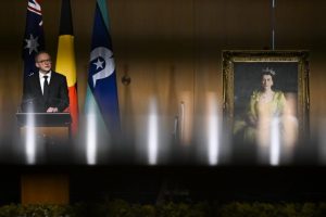 Memorial service held in Canberra to honour Queen Elizabeth II