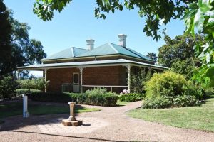 Mont De Lancey’s Art on the Hill coming up