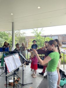 Buskers Beat homelessness