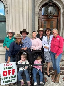 ‘No New National Parks’ petition continues to polarise as petition put to parliament