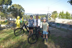 Community needs temporary bridge at Maroondah Aqueduct Bridge construction site