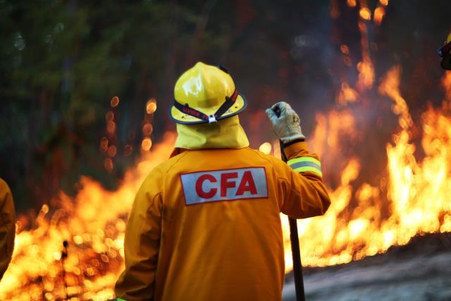 Rain to ease fire risk