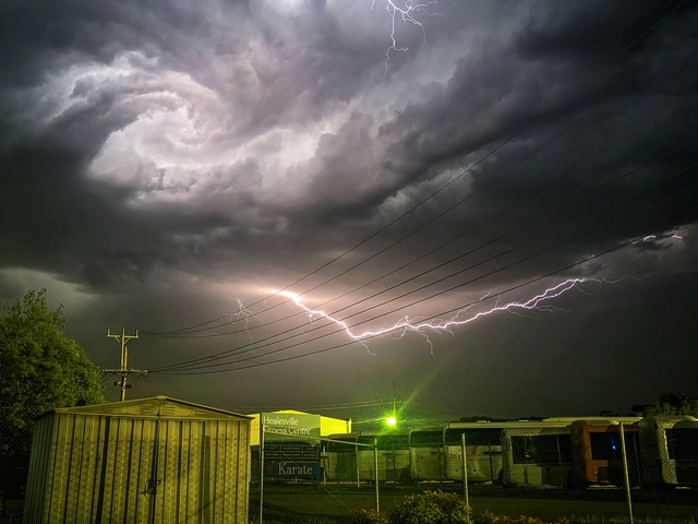Rare supercell thunderstorm passes through Yarra Valley